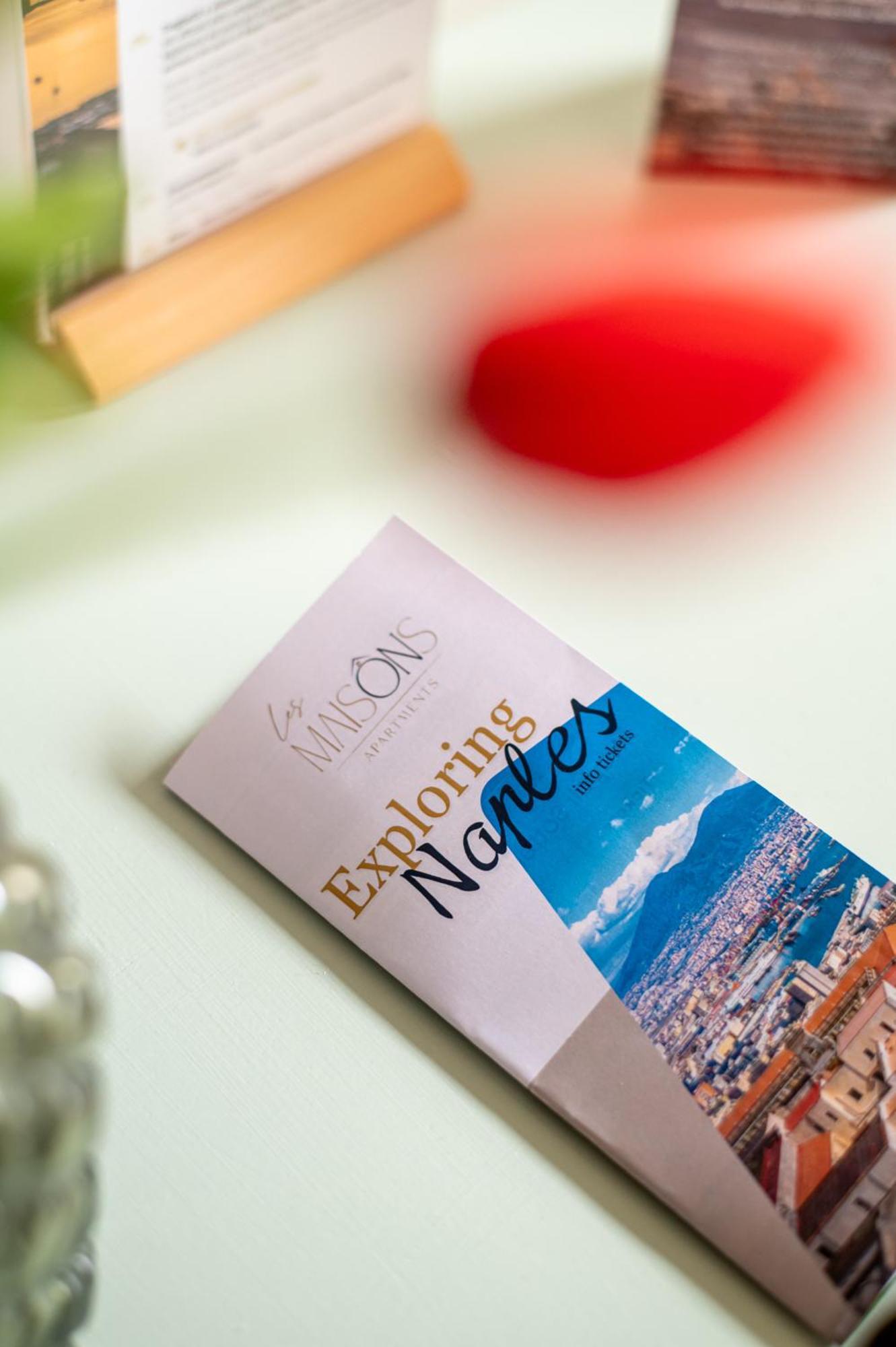 Les Maisons * Nápoles