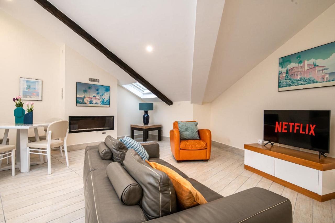 Les Maisons Apartment Neapel